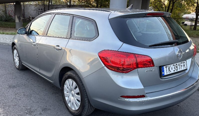 
								Opel ASTRA 2015 full									