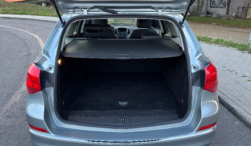 
								Opel ASTRA 2015 full									