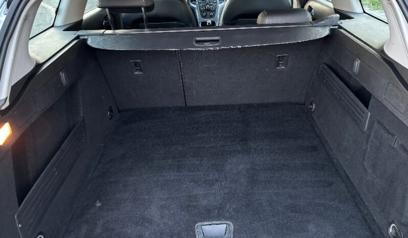 
								Opel ASTRA 2015 full									