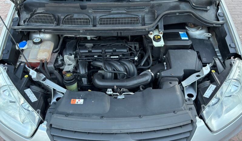 
								Ford C-Max 1,6 Syle Plus 2010 full									