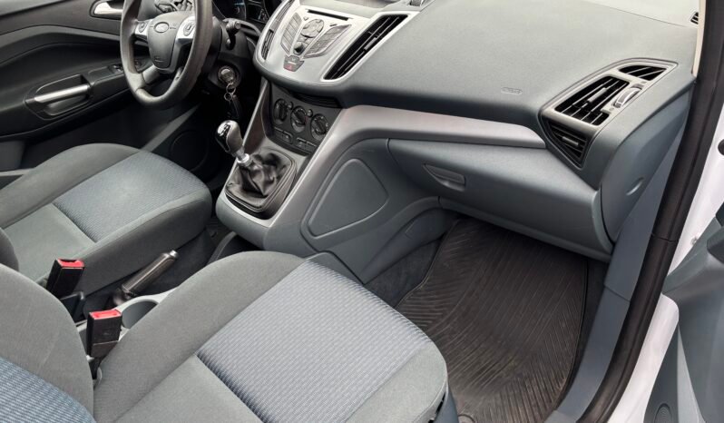 
								Ford C-Max 2015 full									