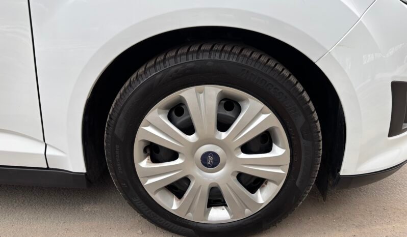 
								Ford C-Max 2015 full									