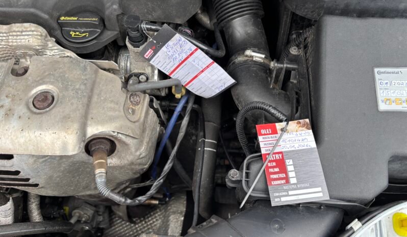 
								Ford C-Max 2015 full									