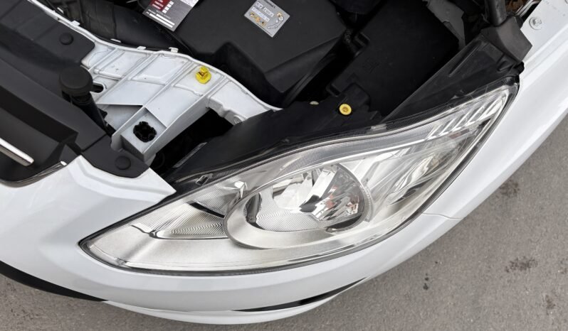 
								Ford C-Max 2015 full									