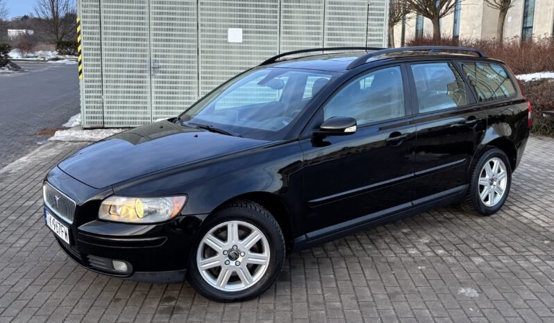 
								VOLVO V50 2.0D Momentum 2005 full									