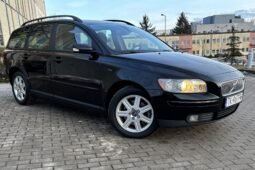 
										VOLVO V50 2.0D Momentum 2005 full									