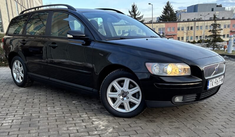 
								VOLVO V50 2.0D Momentum 2005 full									