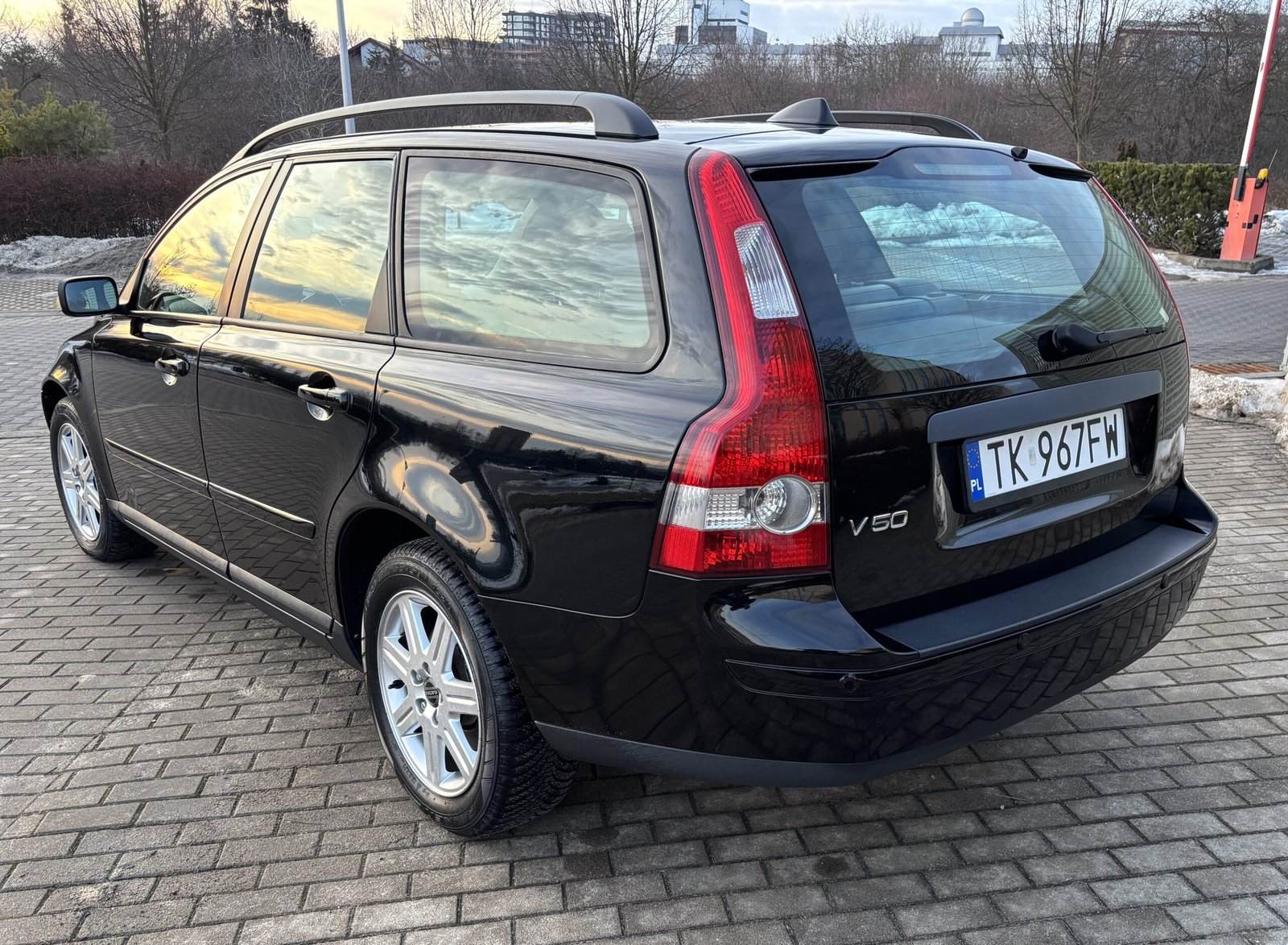 VOLVO V50 2.0D Momentum 2005
