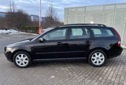 
										VOLVO V50 2.0D Momentum 2005 full									