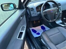 
										VOLVO V50 2.0D Momentum 2005 full									