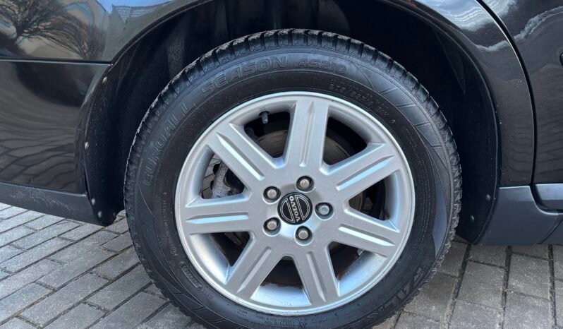 
								VOLVO V50 2.0D Momentum 2005 full									