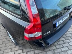 
										VOLVO V50 2.0D Momentum 2005 full									