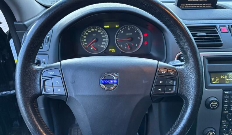 
								VOLVO V50 2.0D Momentum 2005 full									