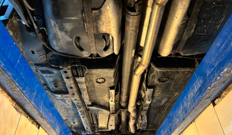 
								Jeep Patriot 2010 full									