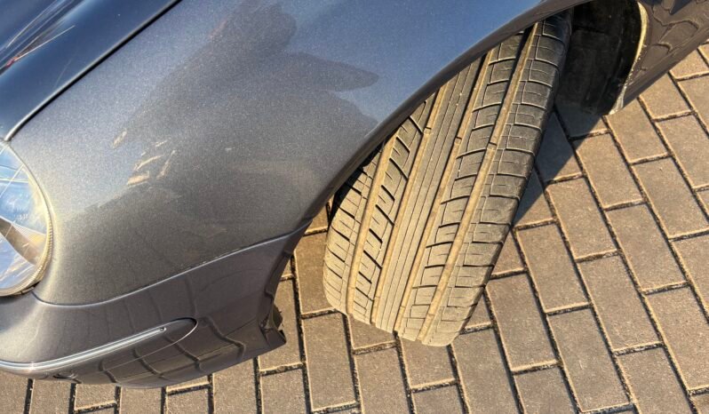 
								Mercedes CLK 200 2004 full									