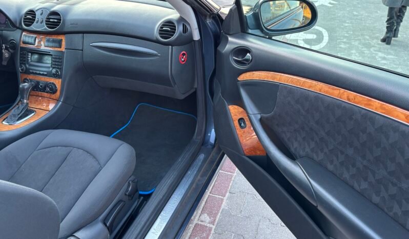 
								Mercedes CLK 200 2004 full									