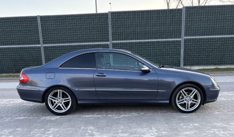 
								Mercedes CLK 200 2004 full									