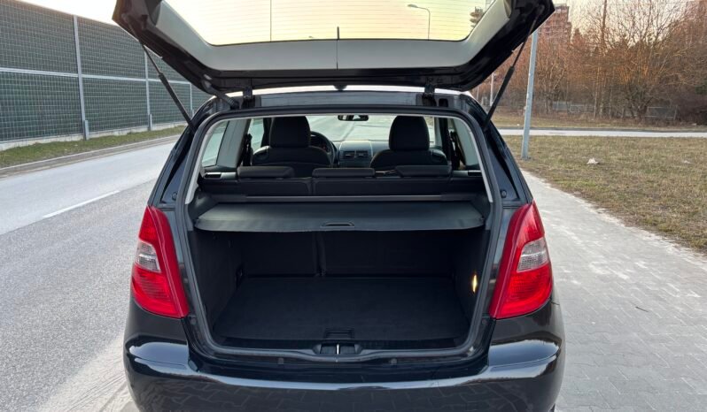 
								Mercedes A-160 2009 full									