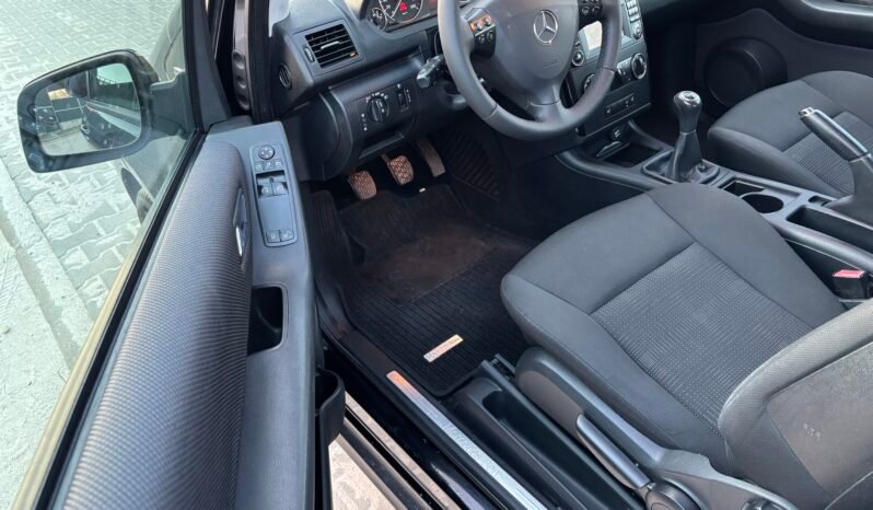 
								Mercedes A-160 2009 full									