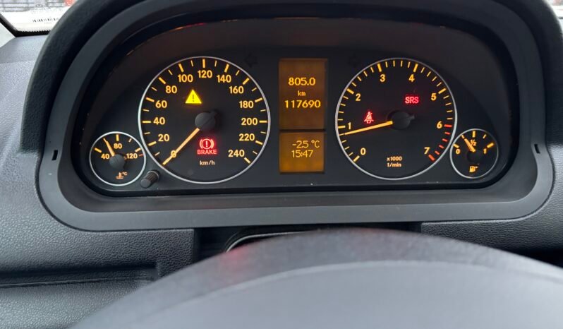 
								Mercedes A-160 2009 full									