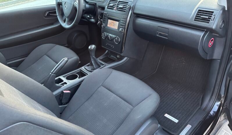 
								Mercedes A-160 2009 full									