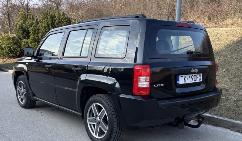 
								Jeep Patriot 2010 full									