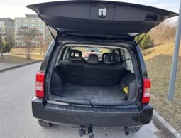 
										Jeep Patriot 2010 full									