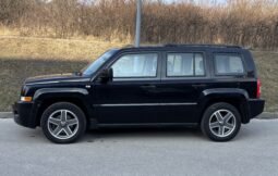 
										Jeep Patriot 2010 full									