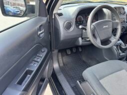 
										Jeep Patriot 2010 full									