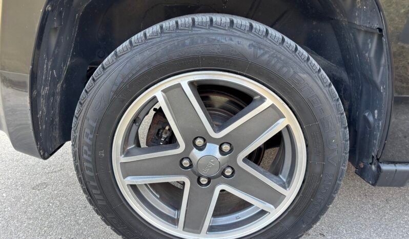 
								Jeep Patriot 2010 full									