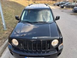 
										Jeep Patriot 2010 full									