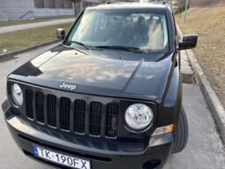 
										Jeep Patriot 2010 full									