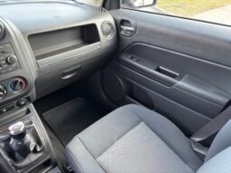 
										Jeep Patriot 2010 full									