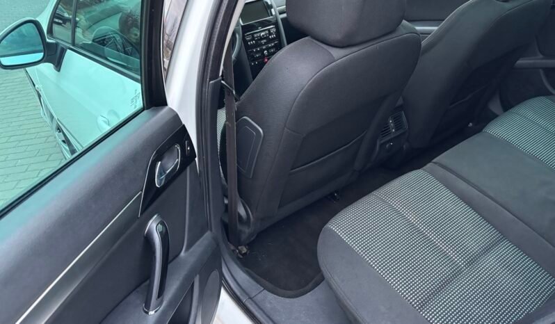 
								Peugeot 407 SW SPORT 2010 full									