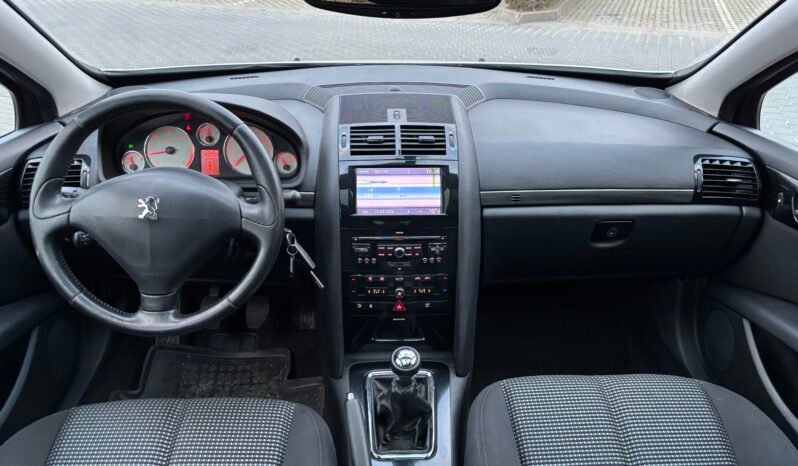 
								Peugeot 407 SW SPORT 2010 full									