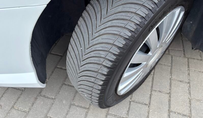 
								Peugeot 407 SW SPORT 2010 full									