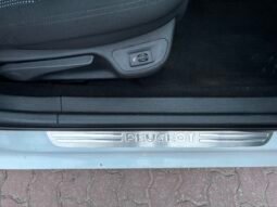 
										Peugeot 407 SW SPORT 2010 full									