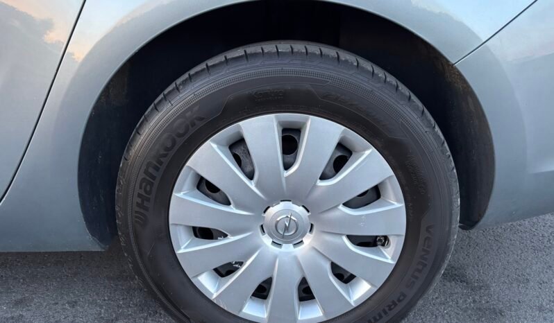 
								Opel ASTRA 2015 full									