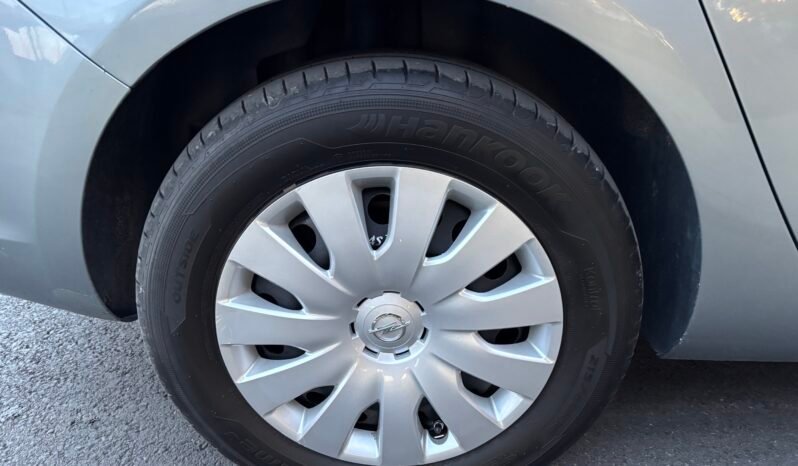 
								Opel ASTRA 2015 full									