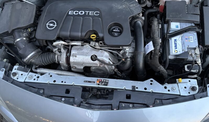 
								Opel ASTRA 2015 full									