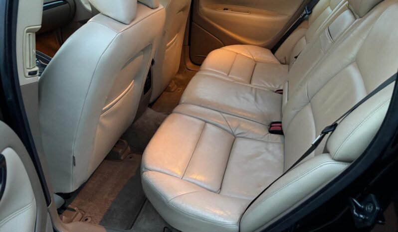 
								VOLVO V70 2.4 Summum 2005 full									