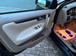 
										VOLVO V70 2.4 Summum 2005 full									