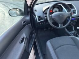 
										Peugeot 206 Basis 2010 full									