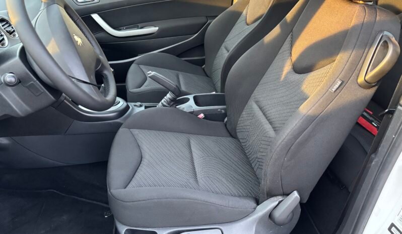 
								Peugeot 308 Filou 2010 full									
