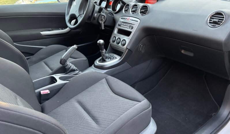 
								Peugeot 308 Filou 2010 full									