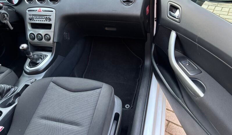 
								Peugeot 308 Filou 2010 full									