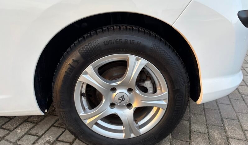 
								Peugeot 308 Filou 2010 full									