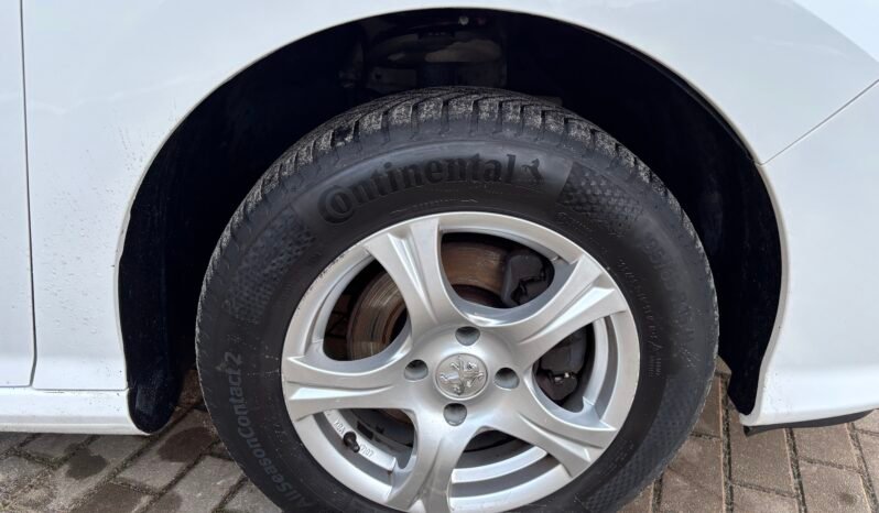 
								Peugeot 308 Filou 2010 full									