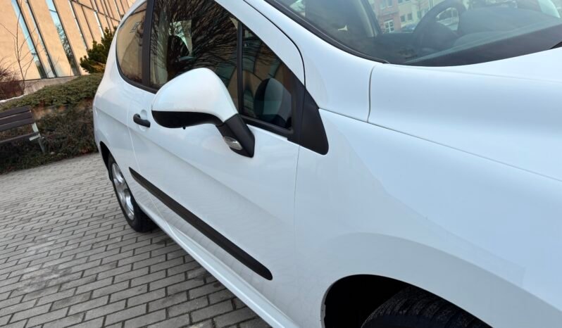 
								Peugeot 308 Filou 2010 full									