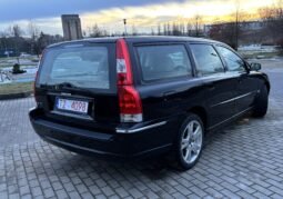 VOLVO V70 2.4 Summum 2005